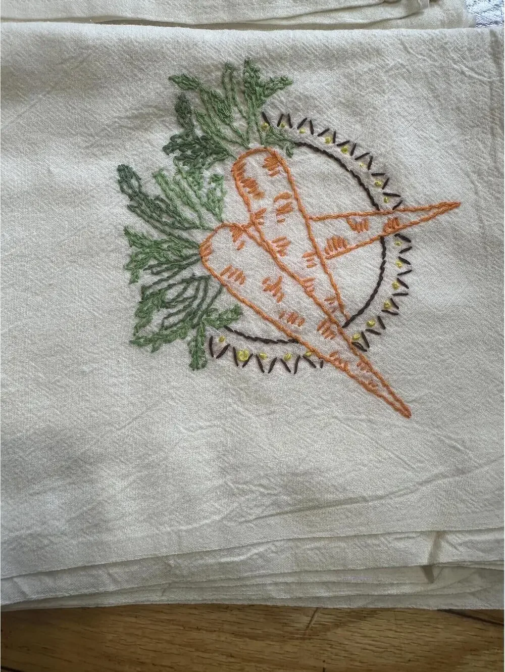7 VTG Embroidered Tea Towels Cat Turtle Fruit Vegetables Farmhouse Cottagecore